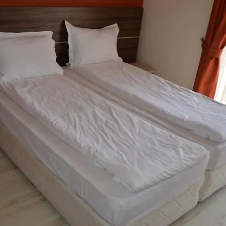 Апартамент Apart Hotel Aphrodite 2 *
